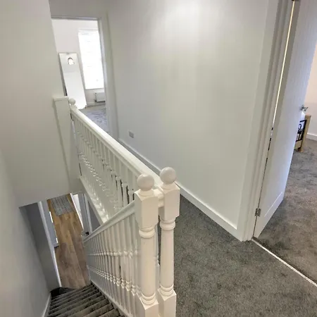 Ferienhaus Stunning Brand New In St George Bristol