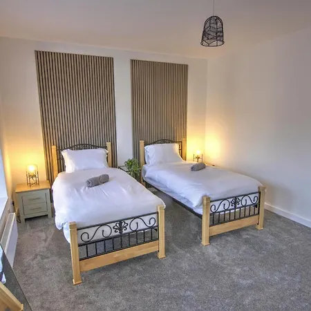 Modern Family & Contractor - Free Parking - Garden - Sleeps 6 - Fast Wifi - * Bristol