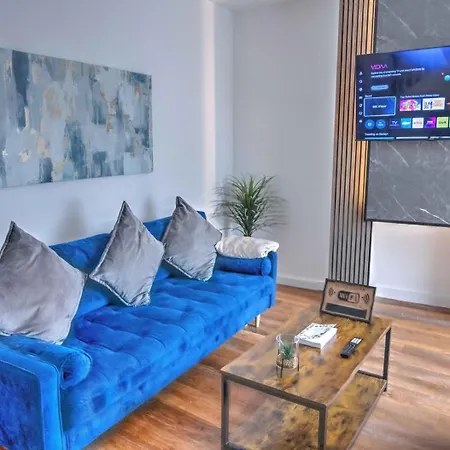 Modern Family & Contractor - Free Parking - Garden - Sleeps 6 - Fast Wifi - * Bristol
