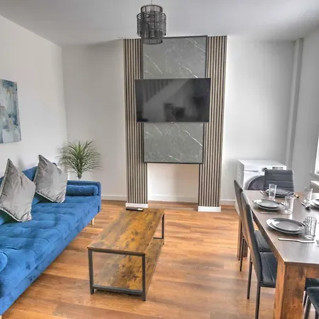 Modern Family & Contractor - Free Parking - Garden - Sleeps 6 - Fast Wifi - Bristol