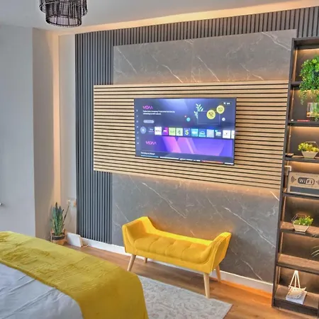 Modern Family & Contractor - Free Parking - Garden - Sleeps 6 - Fast Wifi - Bristol