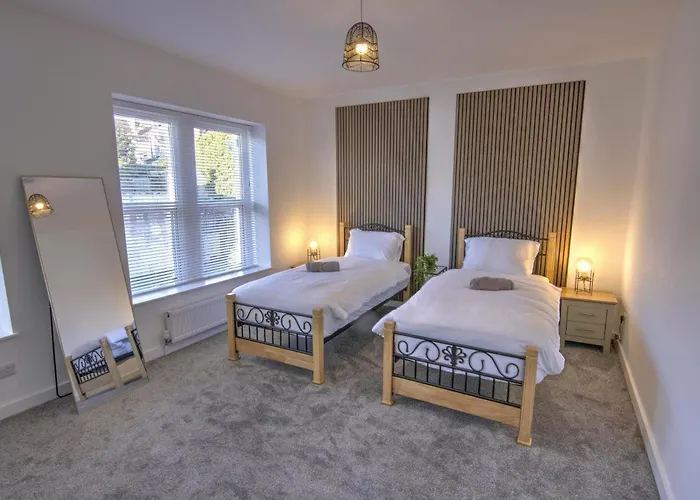 Stunning Brand New In St George Bristol